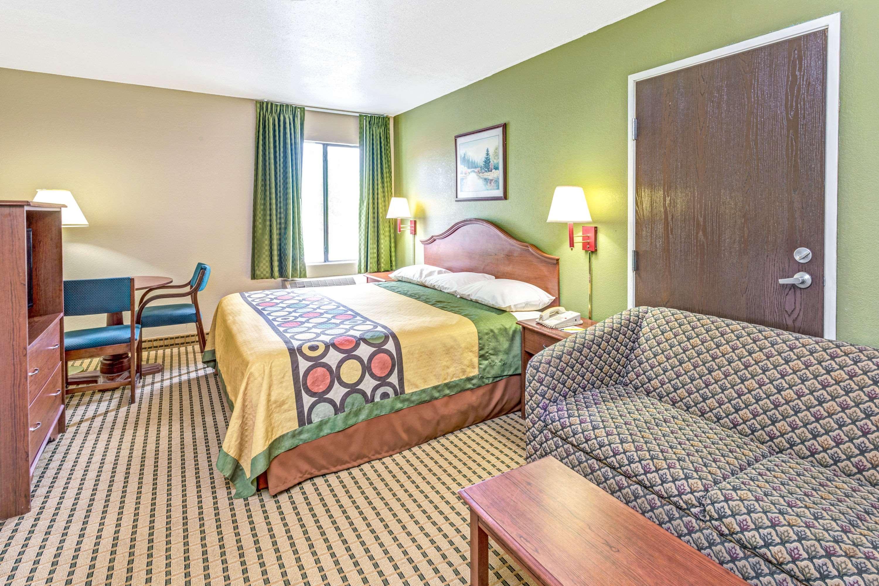 Super 8 By Wyndham Dawsonville Dış mekan fotoğraf